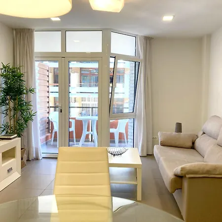 Sagasta Beachfront Balcony By Canary365 Apartment *